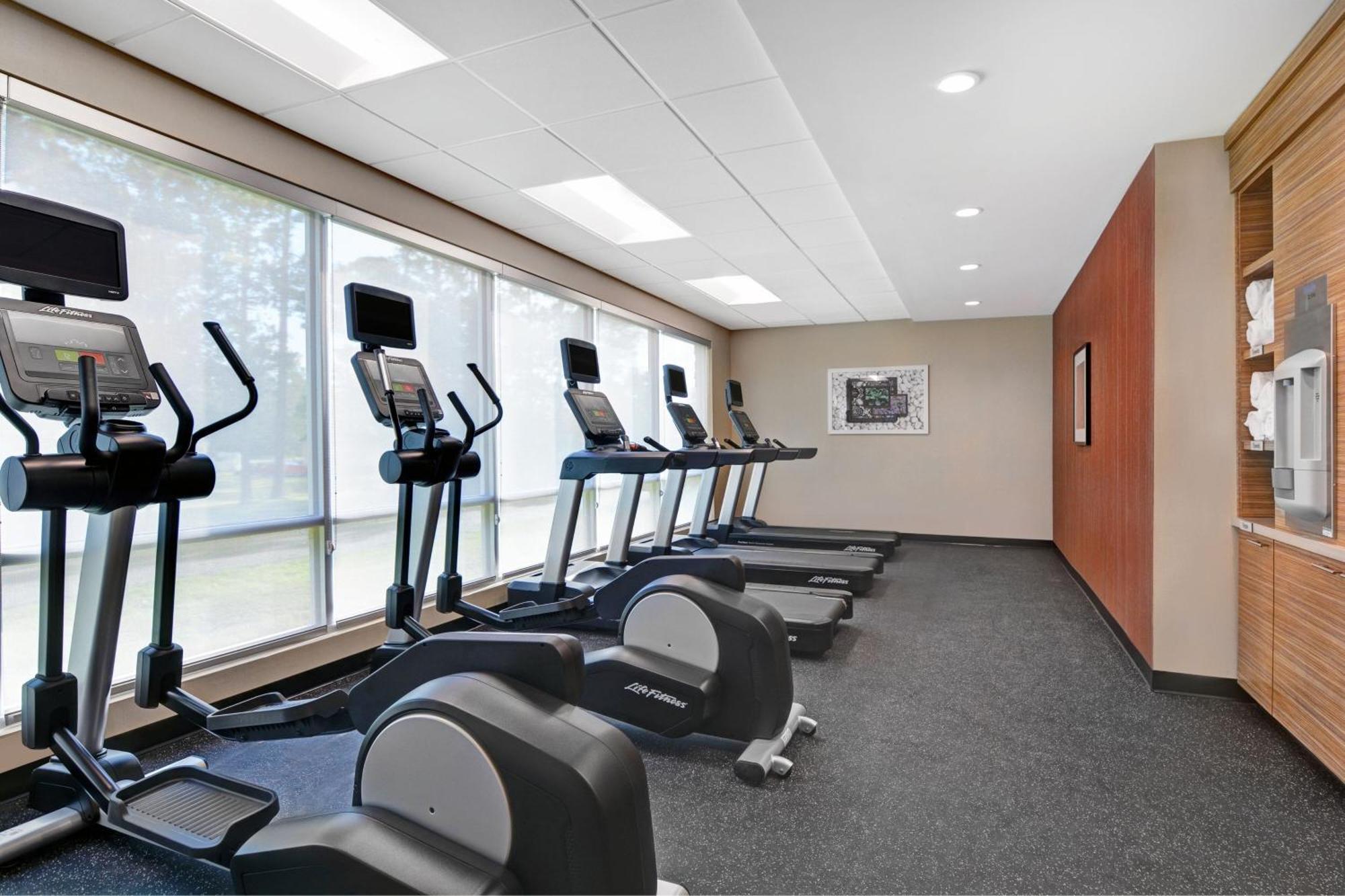 Towneplace Suites By Marriott Jacksonville East المظهر الخارجي الصورة